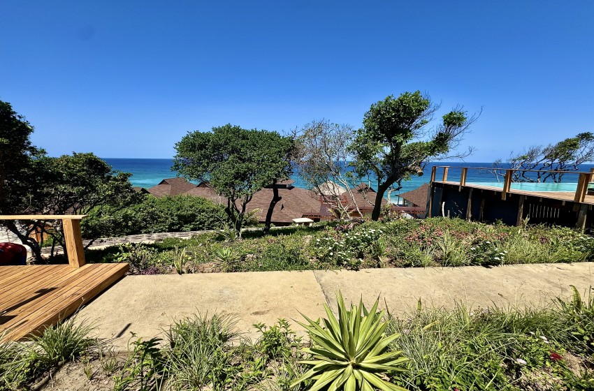 Exterior view of ocean at Aloha 29 in Ponta Mamoli