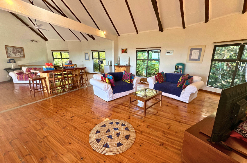Interior lounge at Kangela 14 in Ponta Malongane