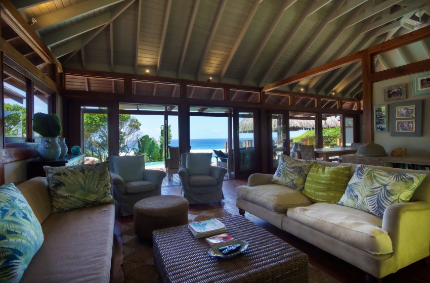 Lounge area at Aloha 6 in Ponta Mamoli