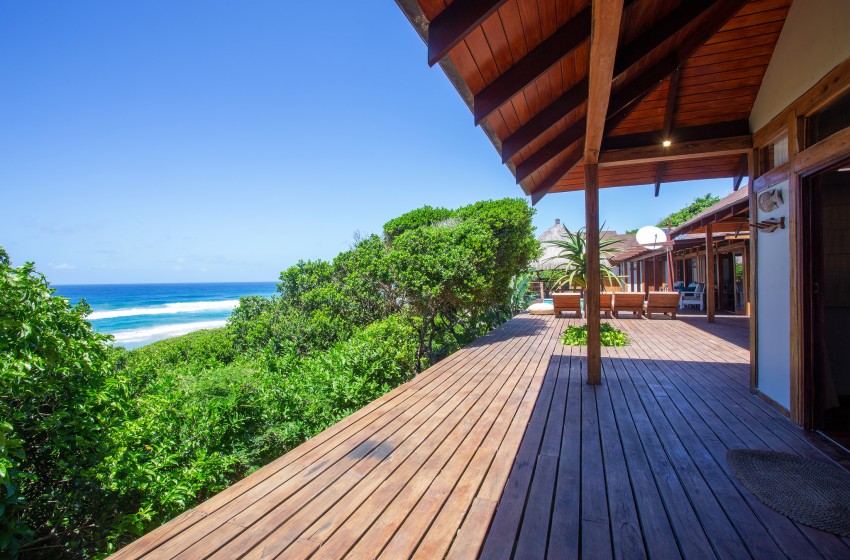 Deck with sea views at Aloha 6 in Ponta Mamoli