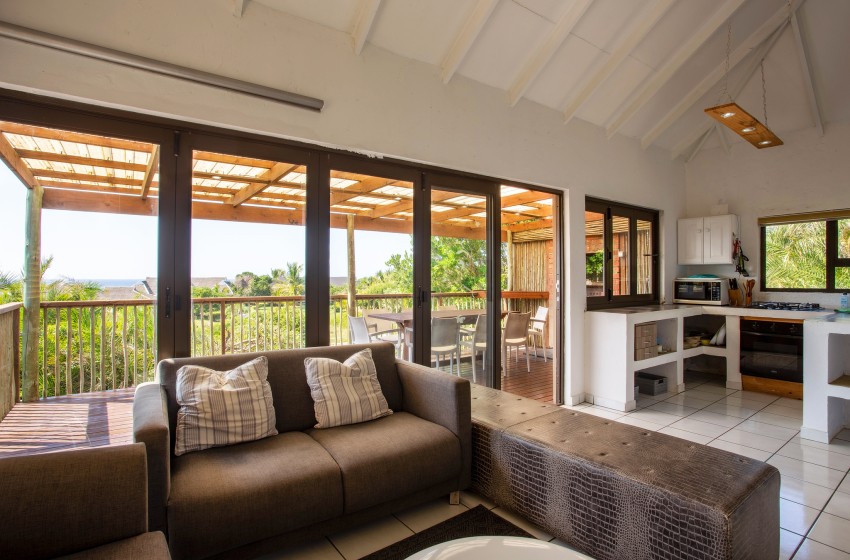 Lounge at Baleia Azul 16 in Ponta Mamoli