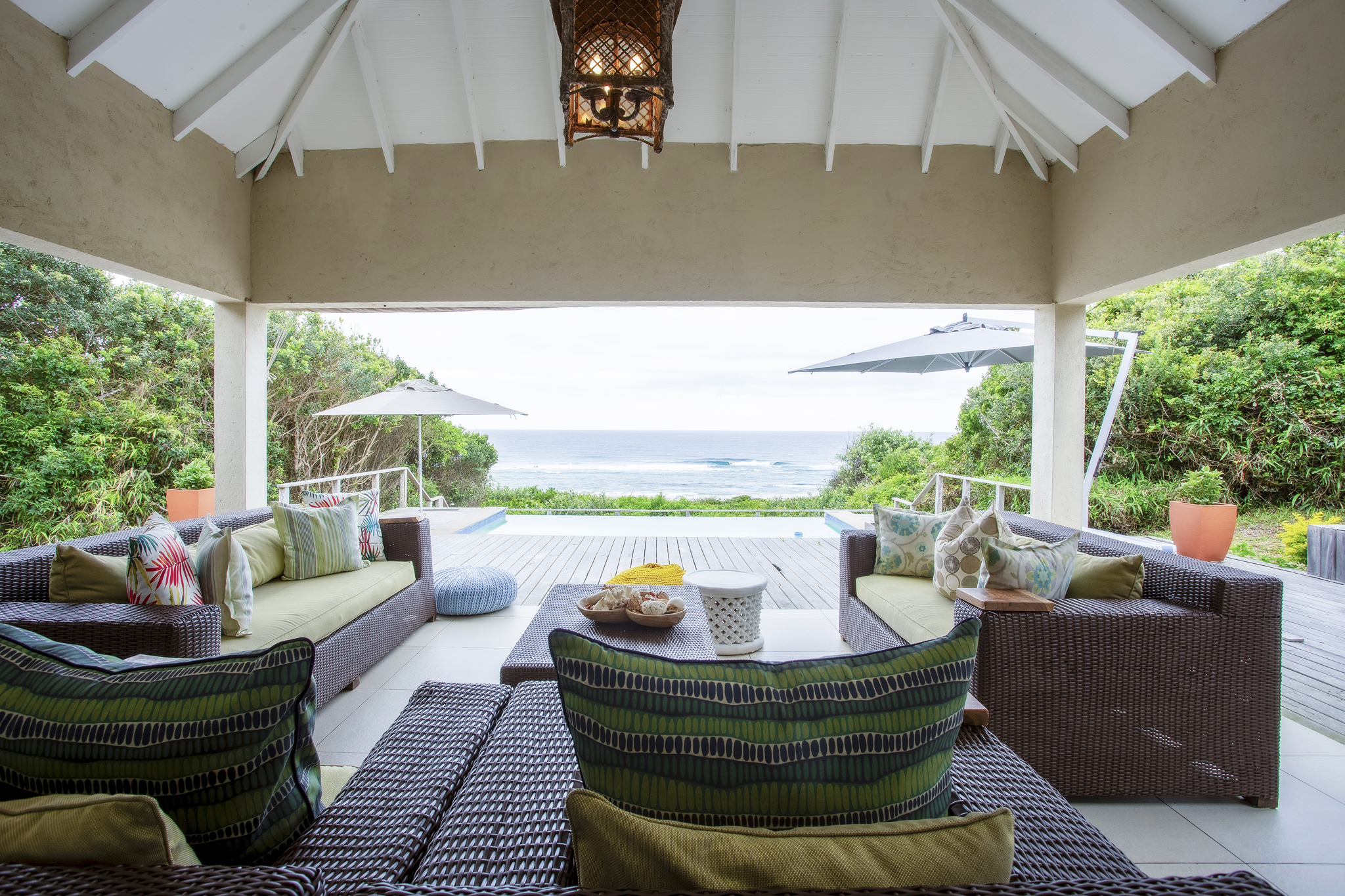 Outside lounge area at Baleia Azul 20 in Ponta Mamoli