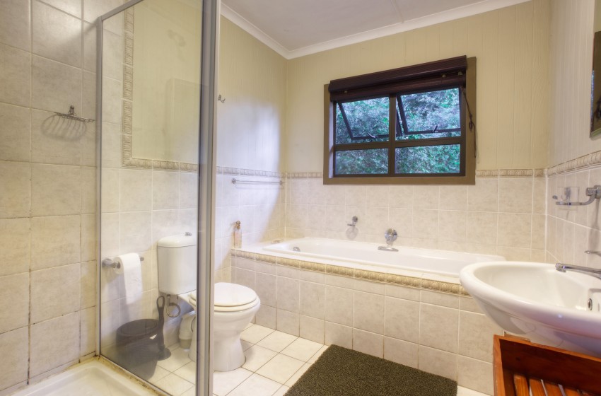 Bathroom 1 at Campismo Ninho 23 in Ponta Malongane