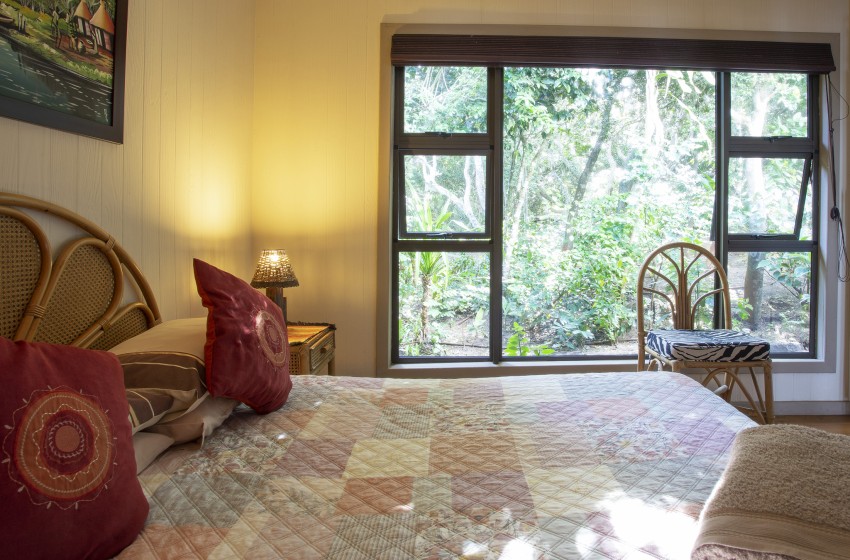  Bedroom 3 with bush view at Campismo Ninho 23 in Ponta Malongane