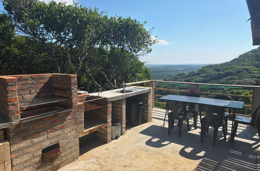 Braai area at Vila do Monte 10 in Ponta Mamoli