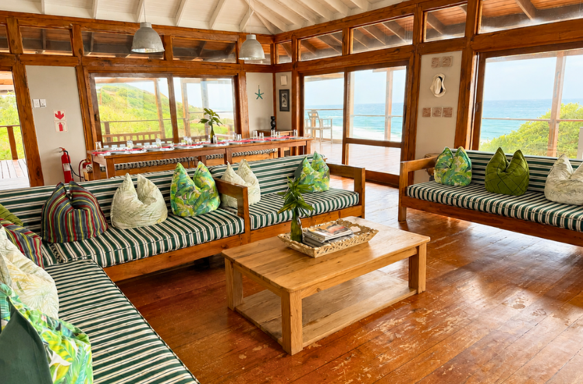 living area at Aloha 18 in Ponta Mamoli