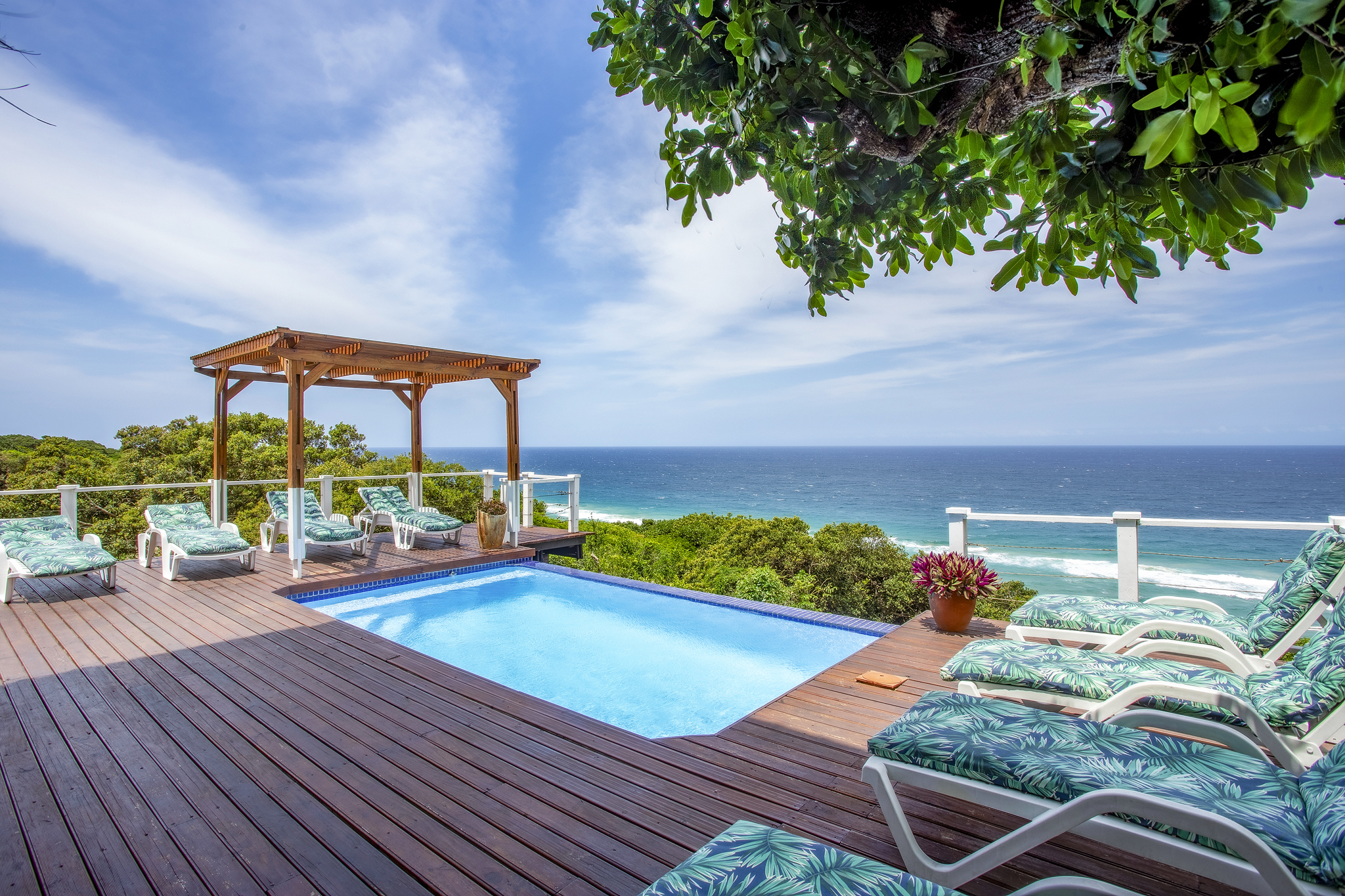 deck with pool at Naudicals dune in Ponta Malongane