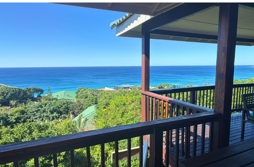 sea view from deck at Campismo Ninho 23 in Ponta Malongane