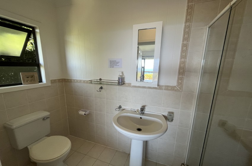 bathroom 2 at campismo ninho 28 in Ponta Malongane