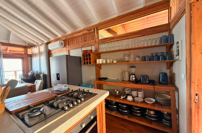 kitchen at Makana 7A in Ponta Mamoli